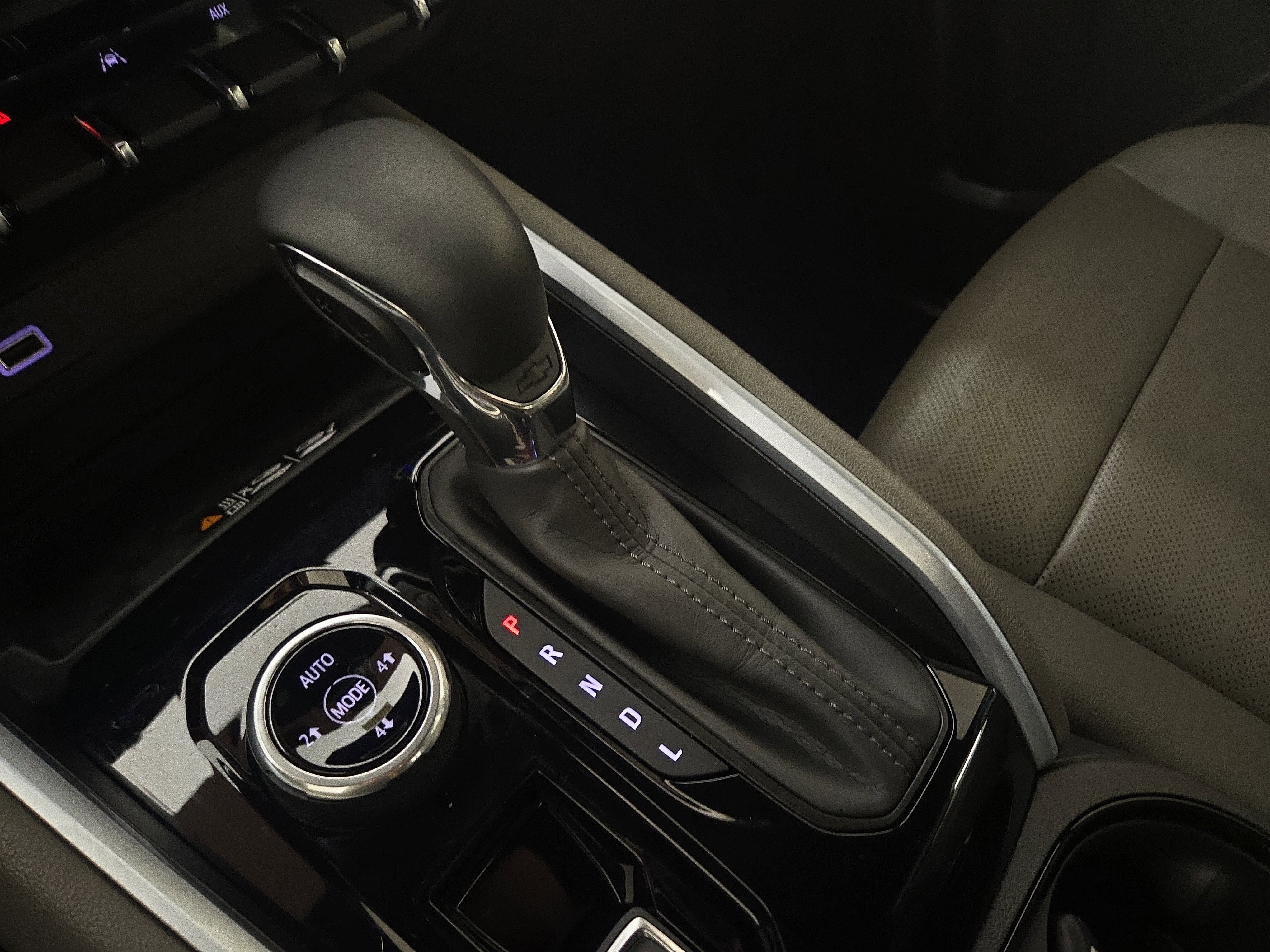 Certified 2025 Chevrolet Colorado ZR2 w/ Technology Package image 23