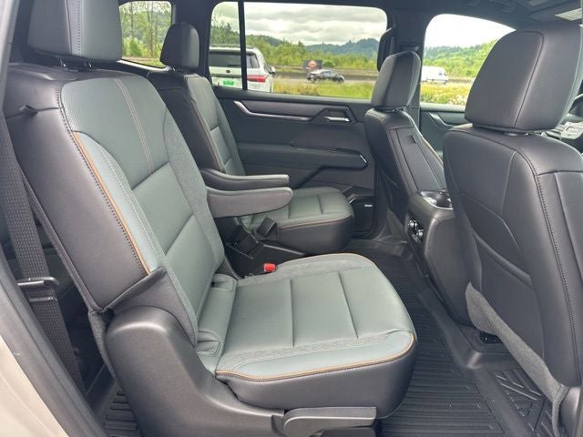 Used 2026 GMC Acadia AT4 AWD/4WD image 16