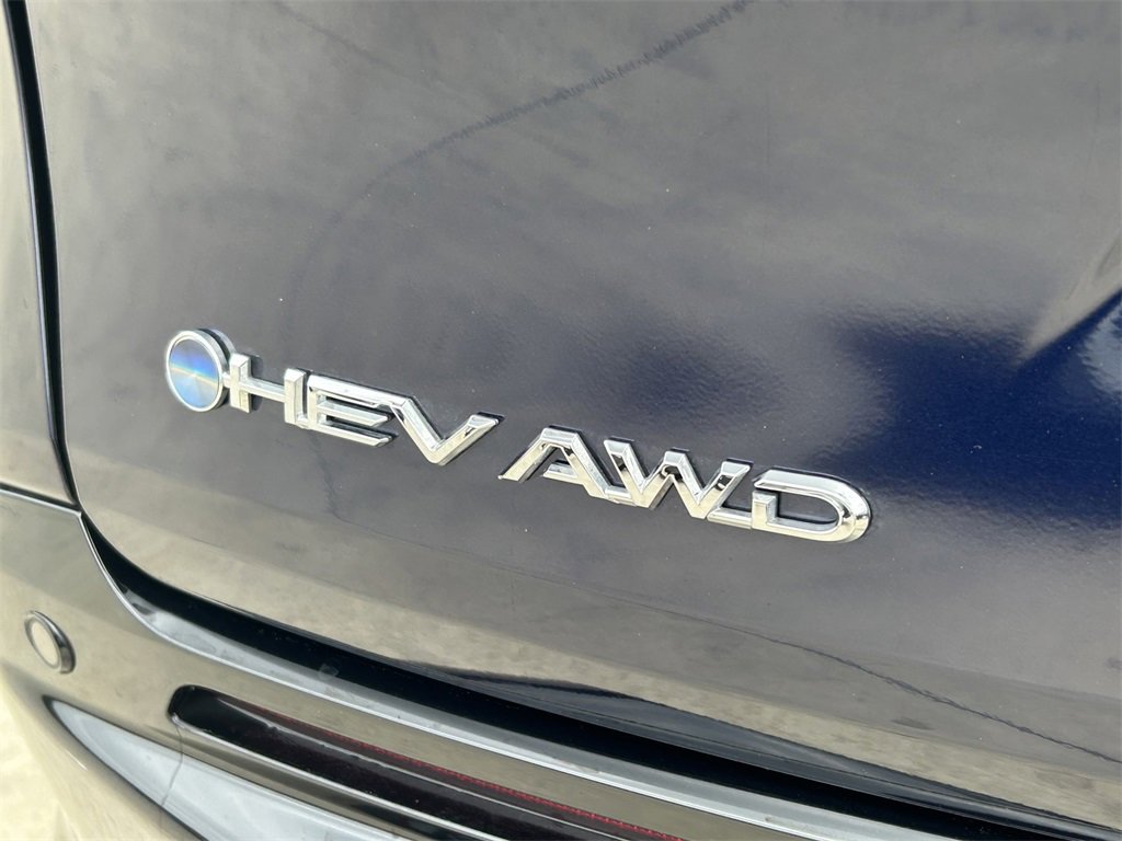 Used 2025 Toyota Sienna XSE image 13