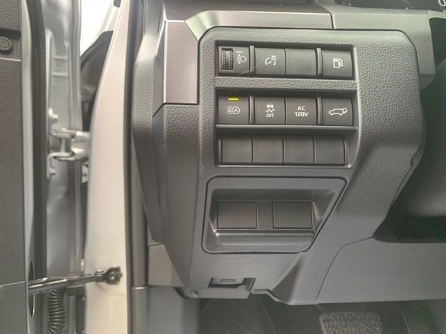 Used 2025 Toyota 4Runner 4WD image 15