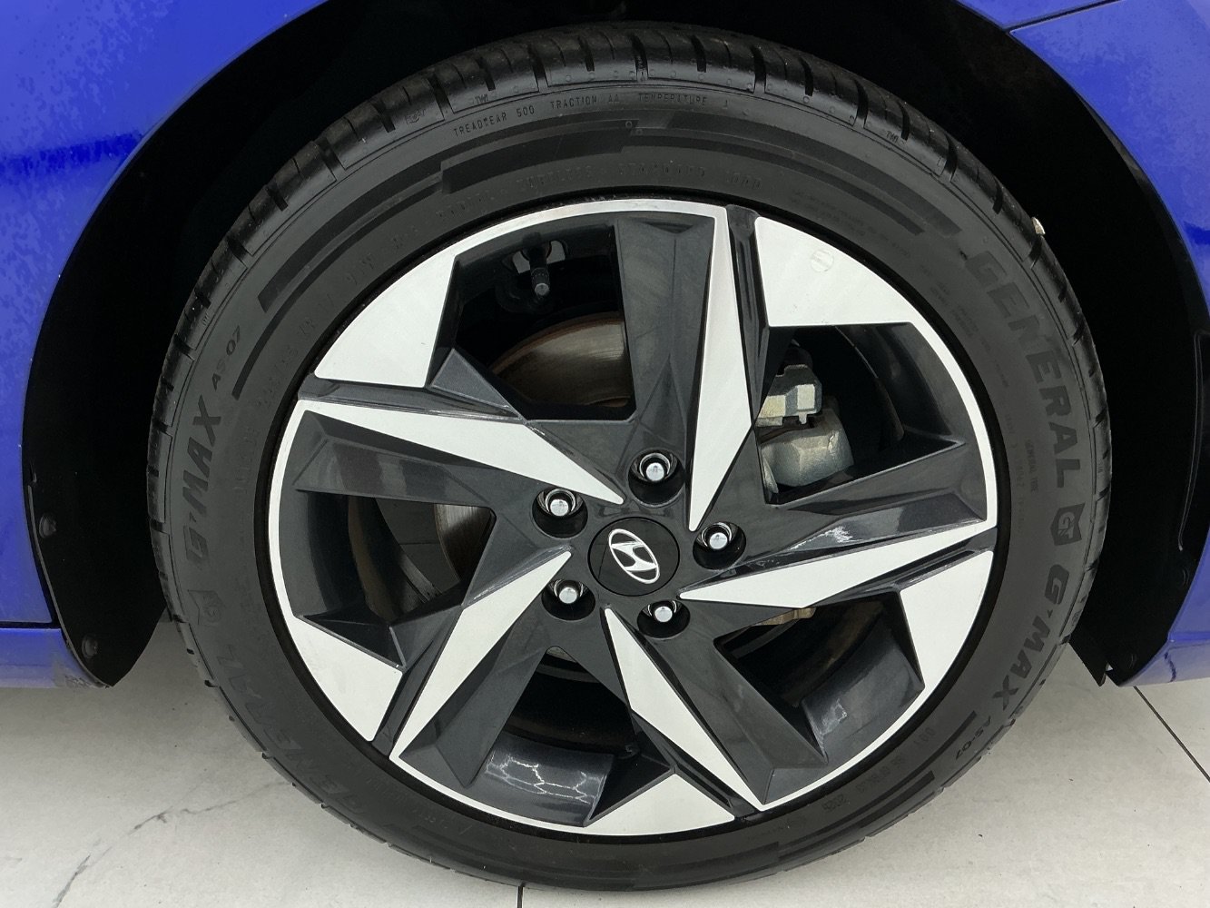 Used 2023 Hyundai Elantra SEL w/ Convenience Package FWD image 44