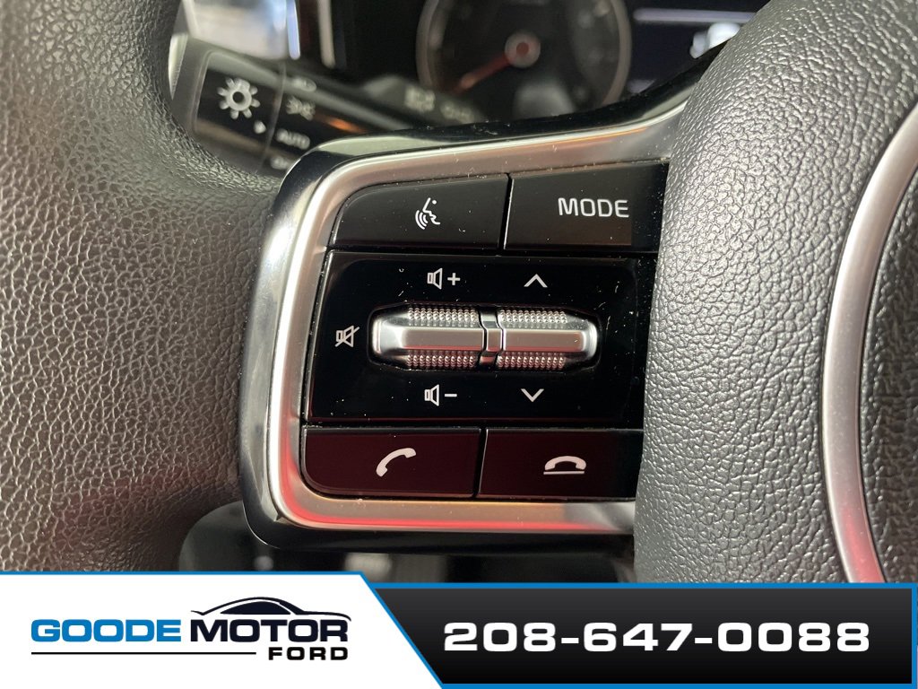 Used 2022 Kia Sorento LX image 20