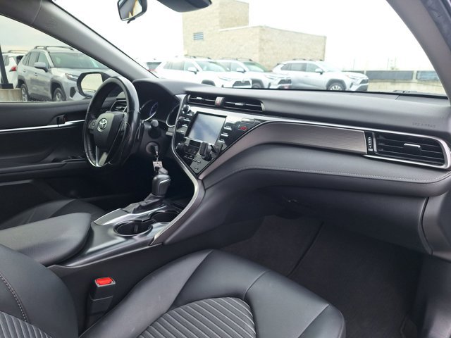 Used 2019 Toyota Camry SE image 16