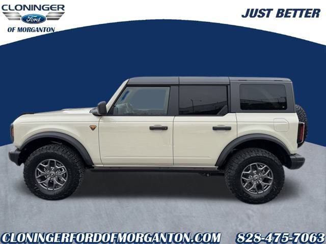 New 2025 Ford Bronco Badlands image 4