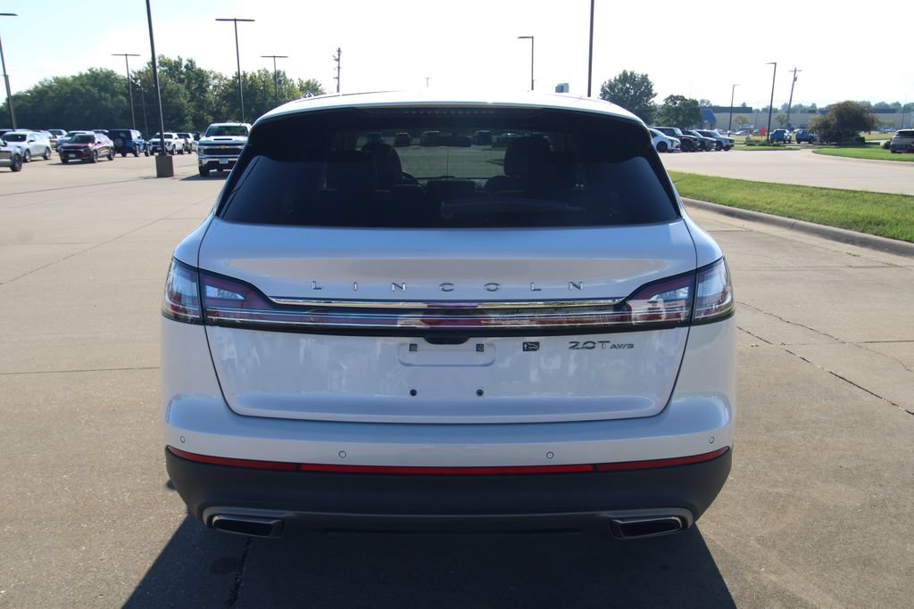 Used 2019 Lincoln Nautilus Reserve w/ Driver Assistance Package AWD/4WD image 15
