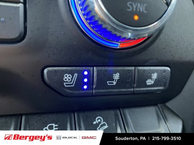 Used 2021 GMC Sierra 1500 Denali w/ Driver Alert Package II AWD/4WD image 40