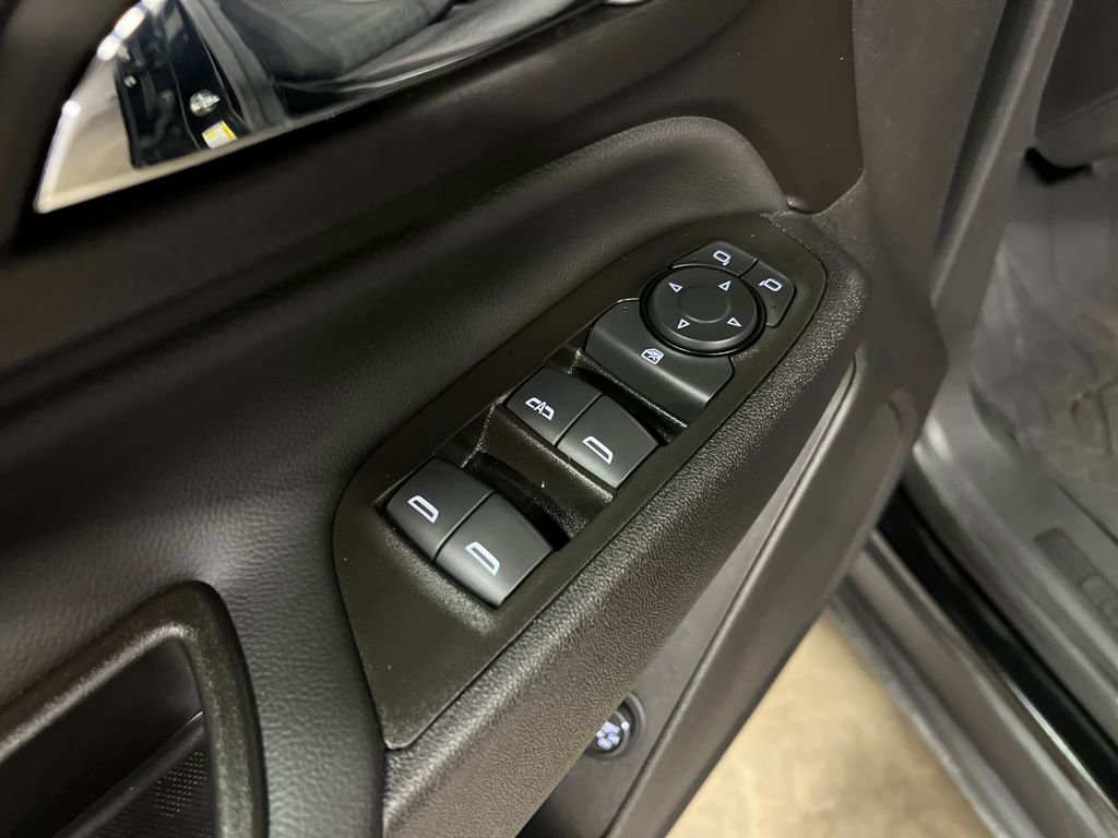 Certified 2024 Chevrolet Equinox LT AWD/4WD image 16