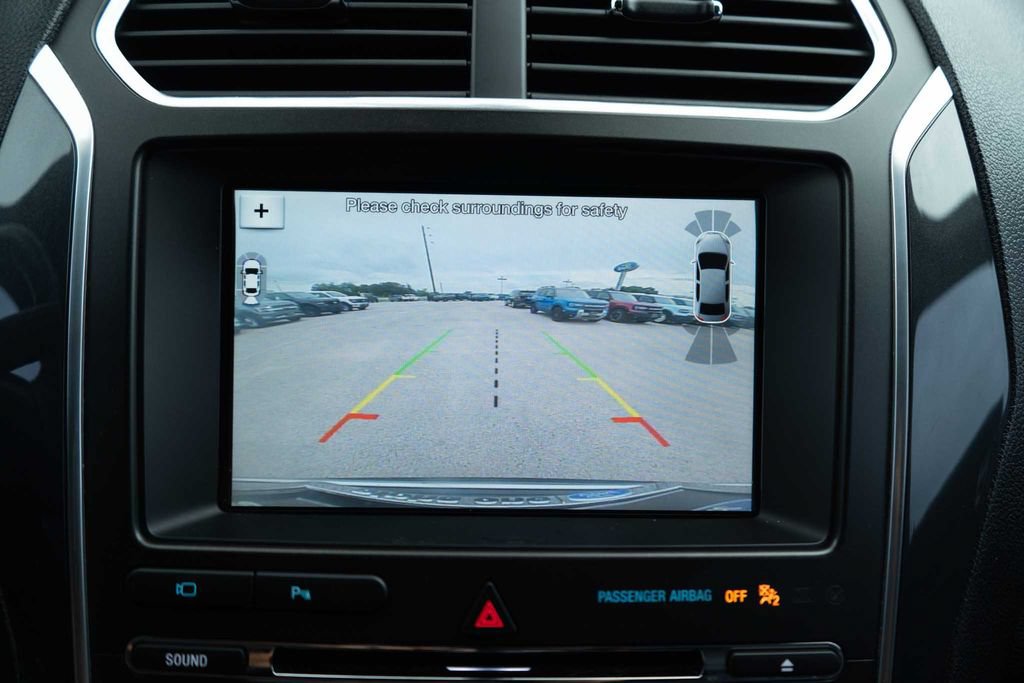 Used 2018 Ford Explorer Limited FWD image 25