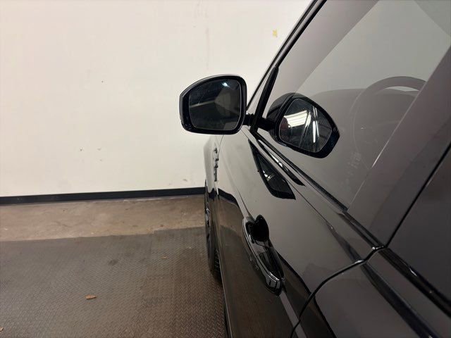 Used 2018 Land Rover Range Rover Sport HSE Dynamic image 12