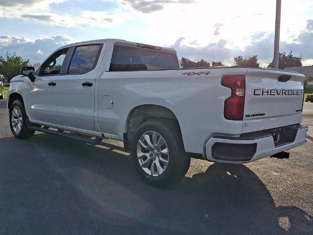 Used 2023 Chevrolet Silverado 1500 Custom w/ LPO, Dark Essentials Package AWD/4WD image 7