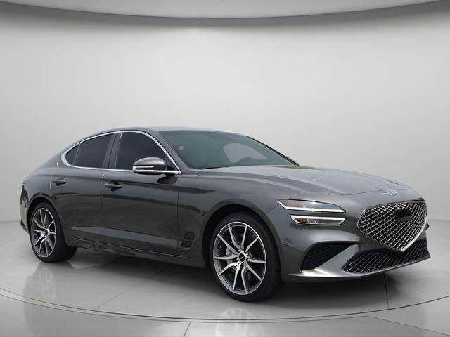 Used 2025 Genesis G70 2.5T RWD image 8