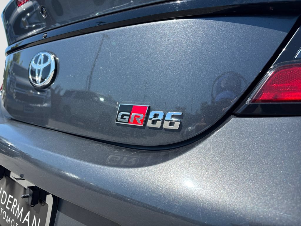 Used 2023 Toyota GR86 RWD image 55