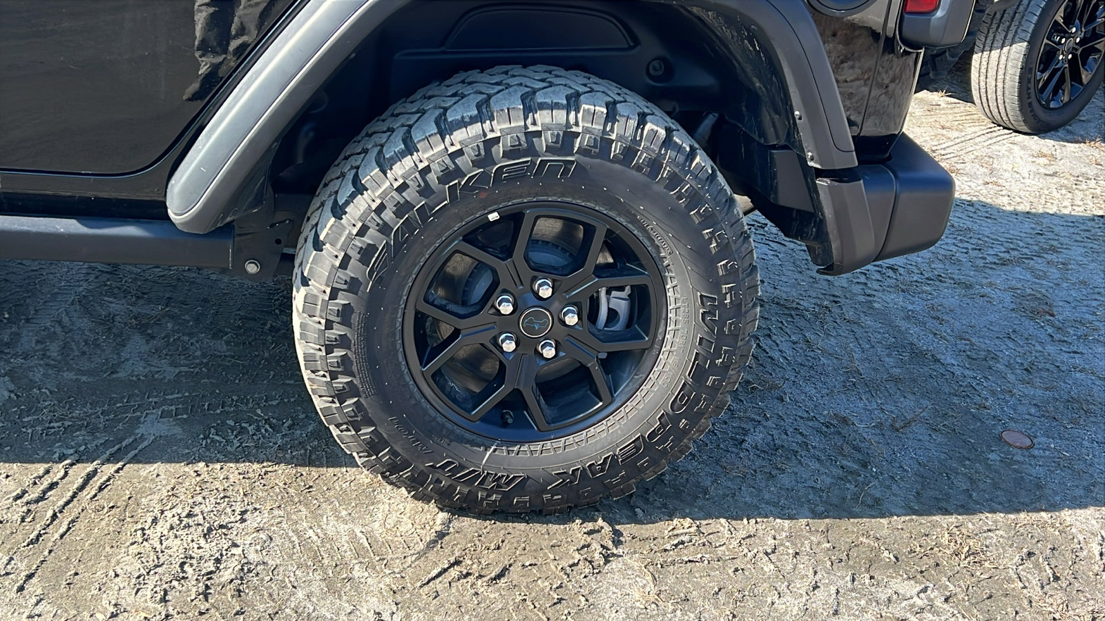 Used 2025 Jeep Wrangler Willys image 12