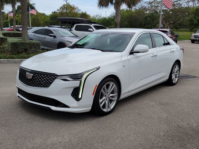 Used 2021 Cadillac CT4 Luxury image 3