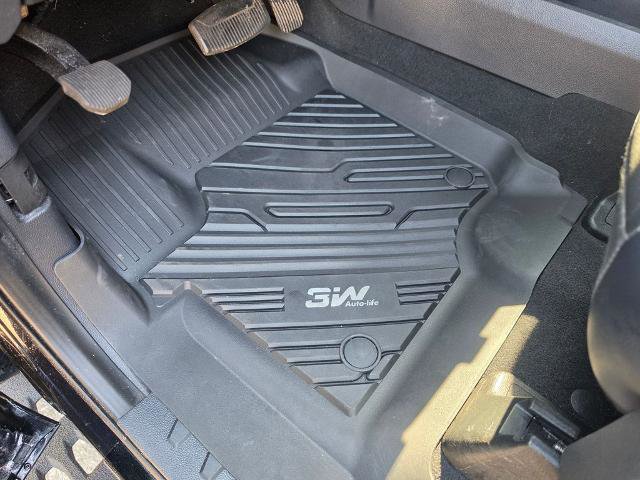 Certified 2022 Ford F250 Lariat w/ Tremor Off-Road Package image 31