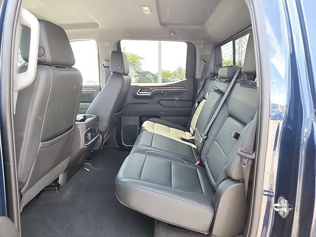 Certified 2023 GMC Sierra 1500 SLT w/ SLT Premium Package AWD/4WD image 10