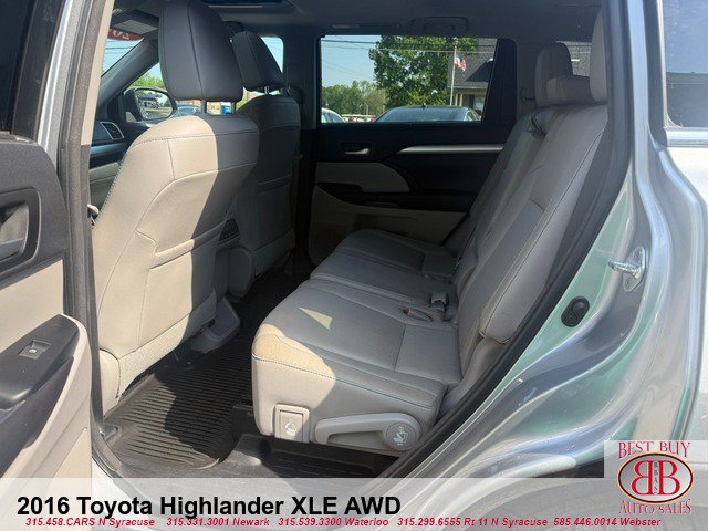 Used 2016 Toyota Highlander XLE w/ Protection Package #3 AWD/4WD image 12