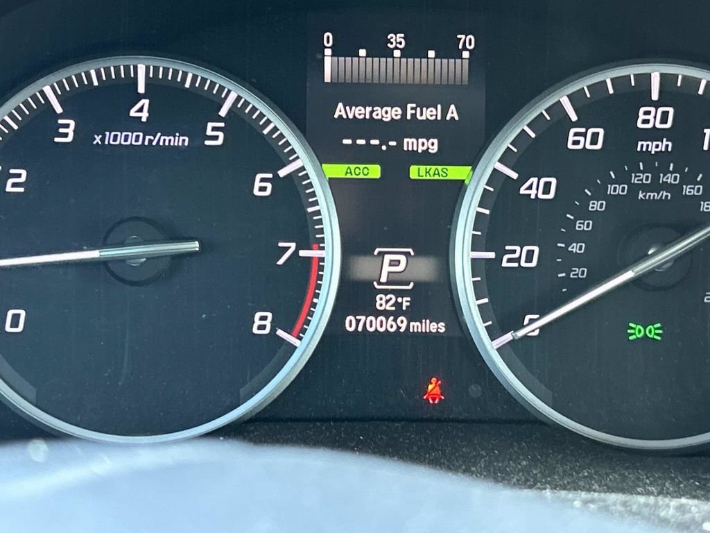Used 2019 Acura ILX w/ Premium Package FWD image 13