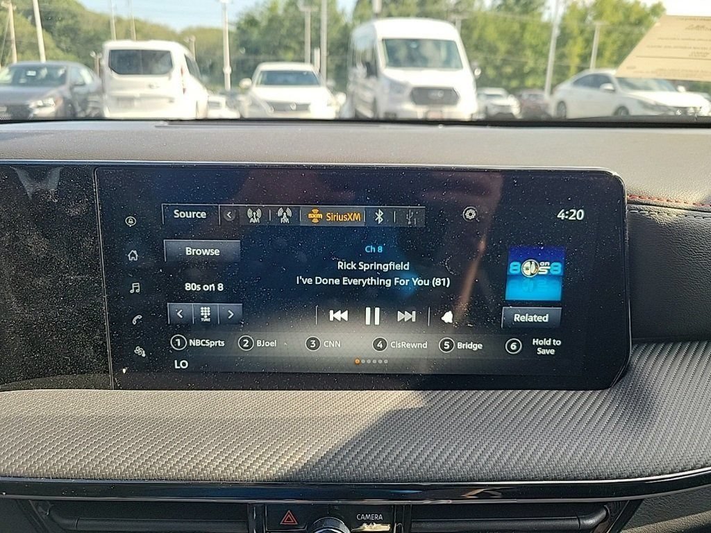Certified 2025 Nissan Kicks SR FWD image 11
