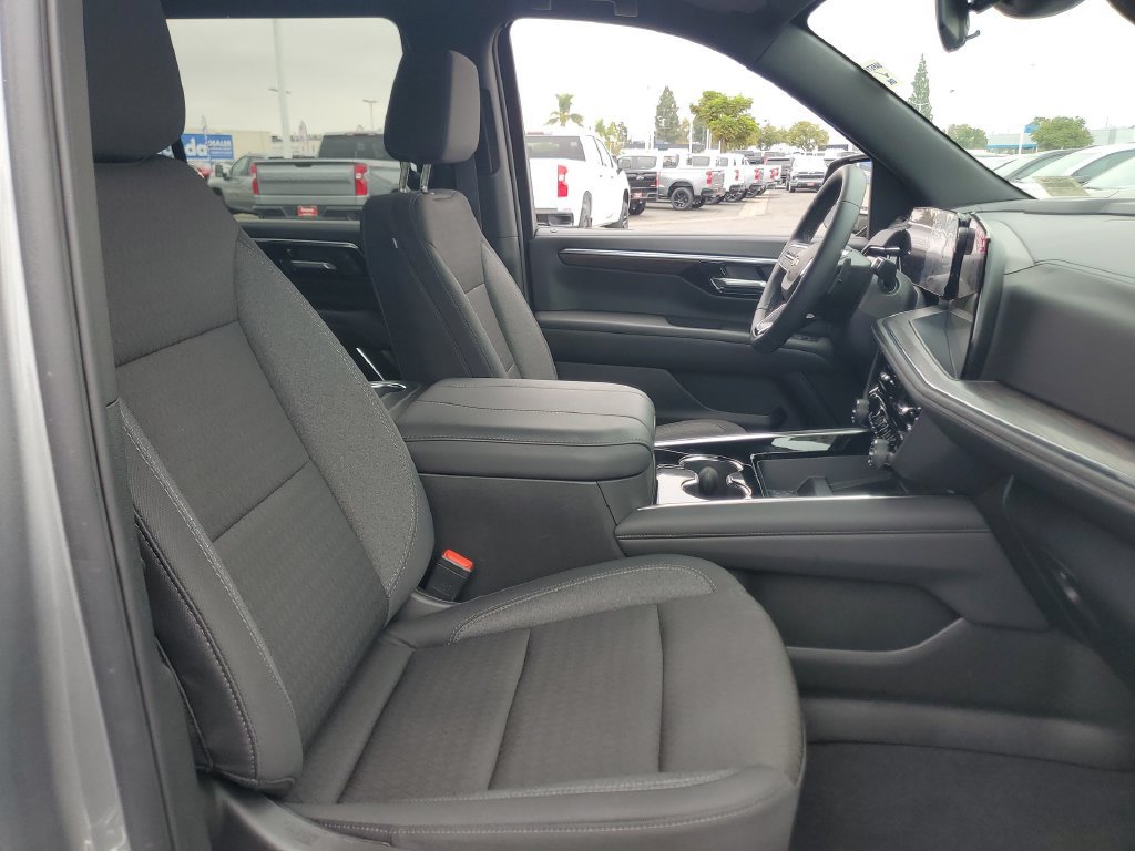 Used 2026 Chevrolet Tahoe LS RWD image 27