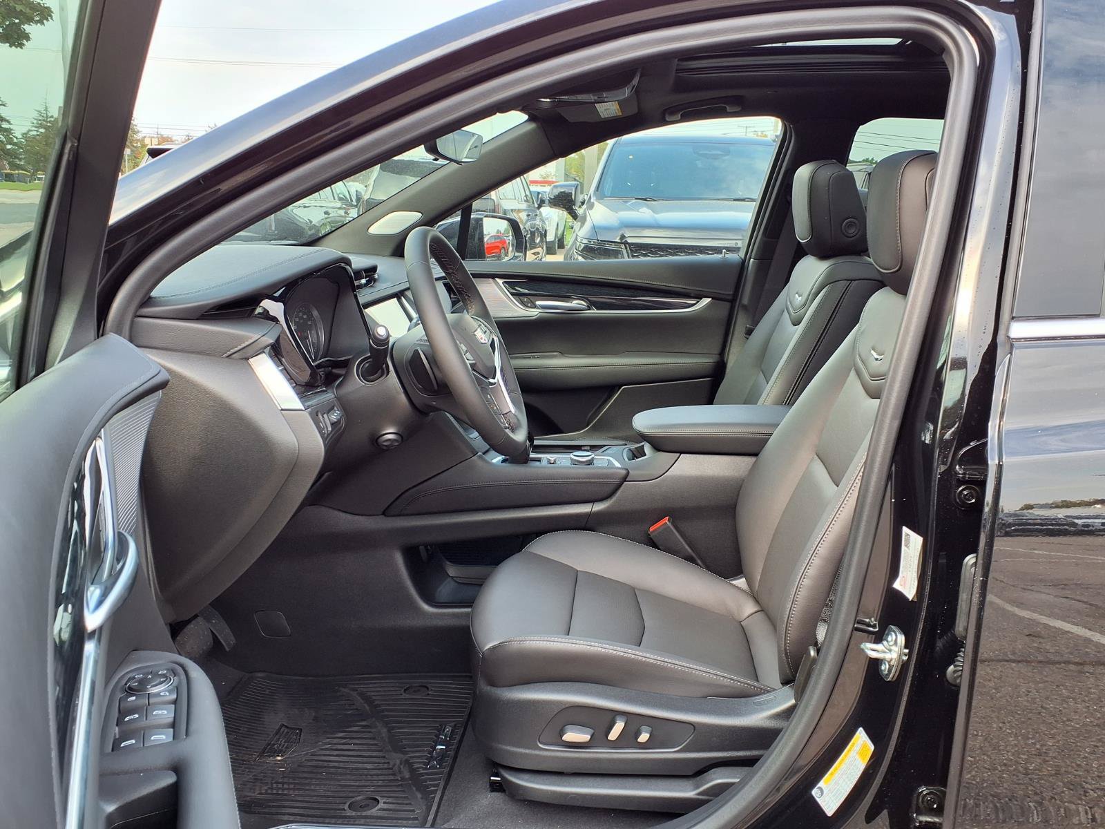 New 2026 Cadillac XT5 Premium Luxury AWD/4WD image 15