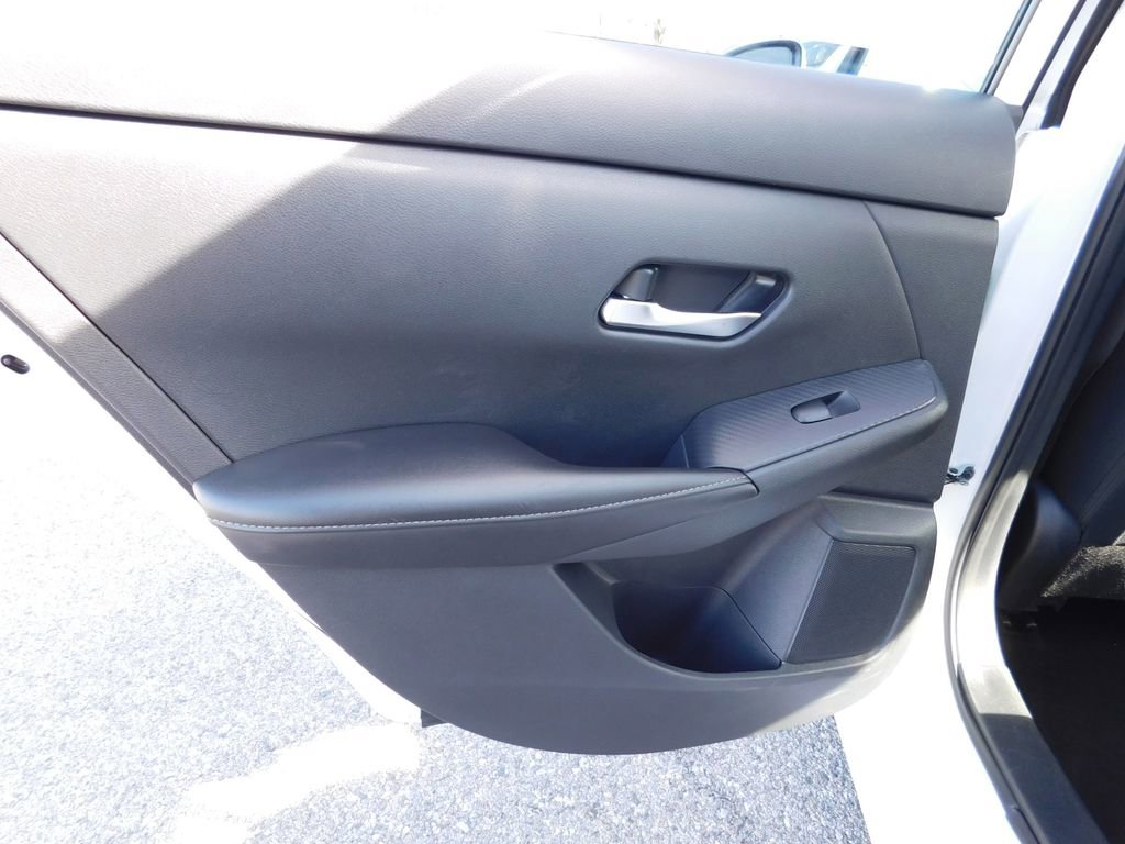 Used 2023 Nissan Sentra SV image 8