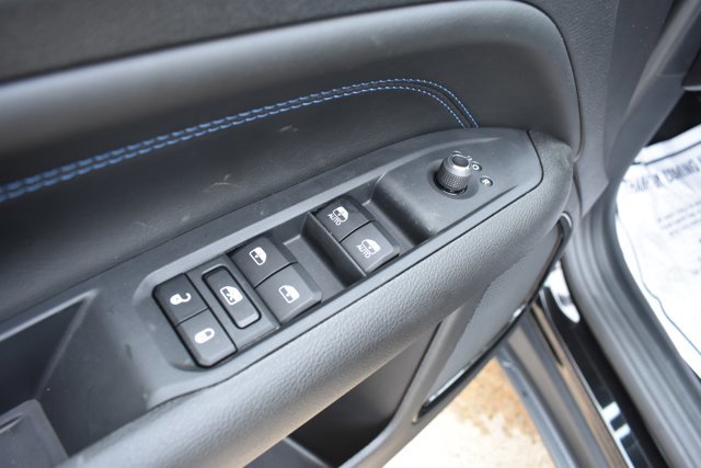 New 2026 Jeep Compass Latitude image 13