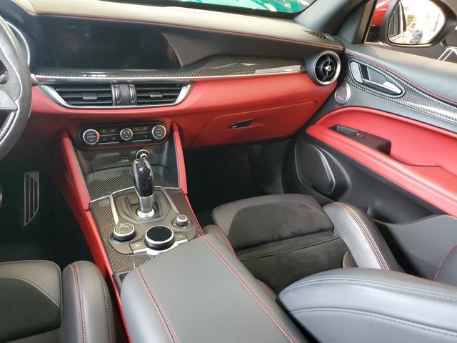 Used 2018 Alfa Romeo Stelvio Quadrifoglio w/ Driver Assist Dynamic Package image 10