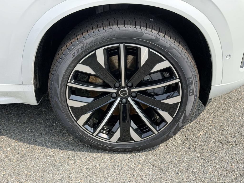 New 2026 Volvo XC90 T8 Plus w/ Protection Package Premier AWD/4WD image 24