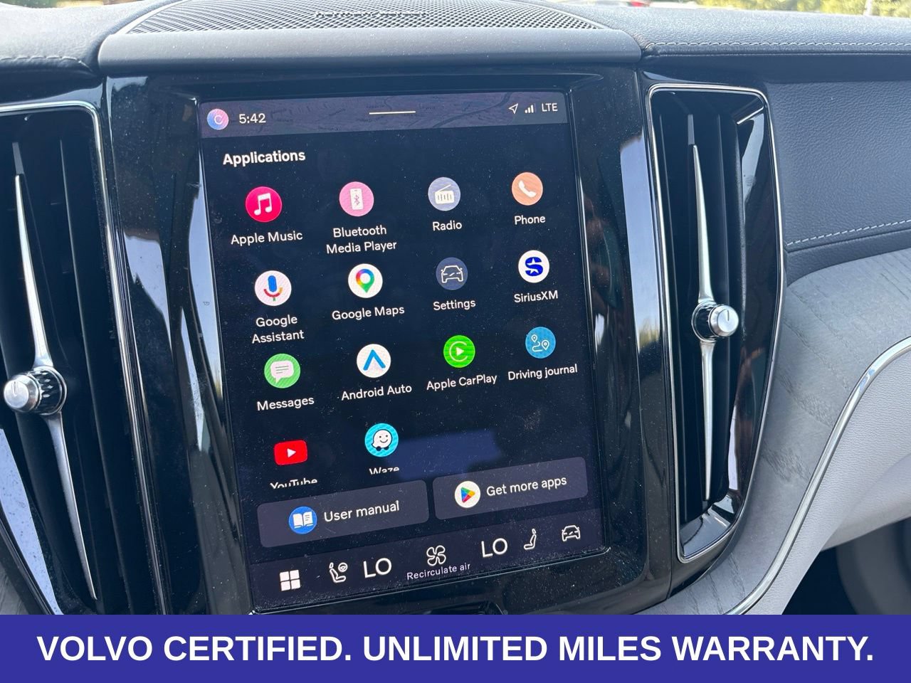 Certified 2023 Volvo XC60 B5 Ultimate w/ Climate Package AWD/4WD image 22