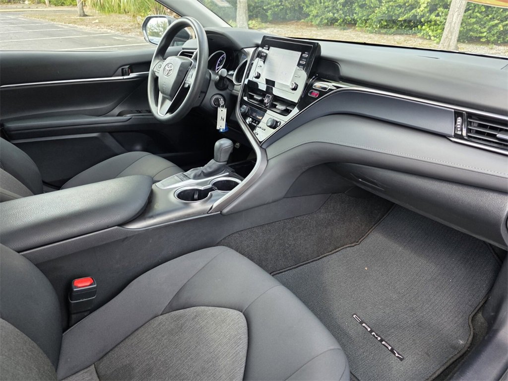 Used 2024 Toyota Camry LE image 13