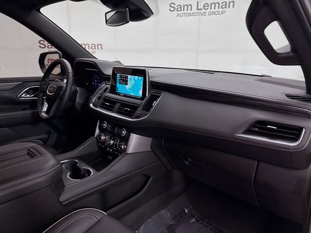 Used 2024 GMC Yukon XL SLT w/ SLT Luxury Package image 31