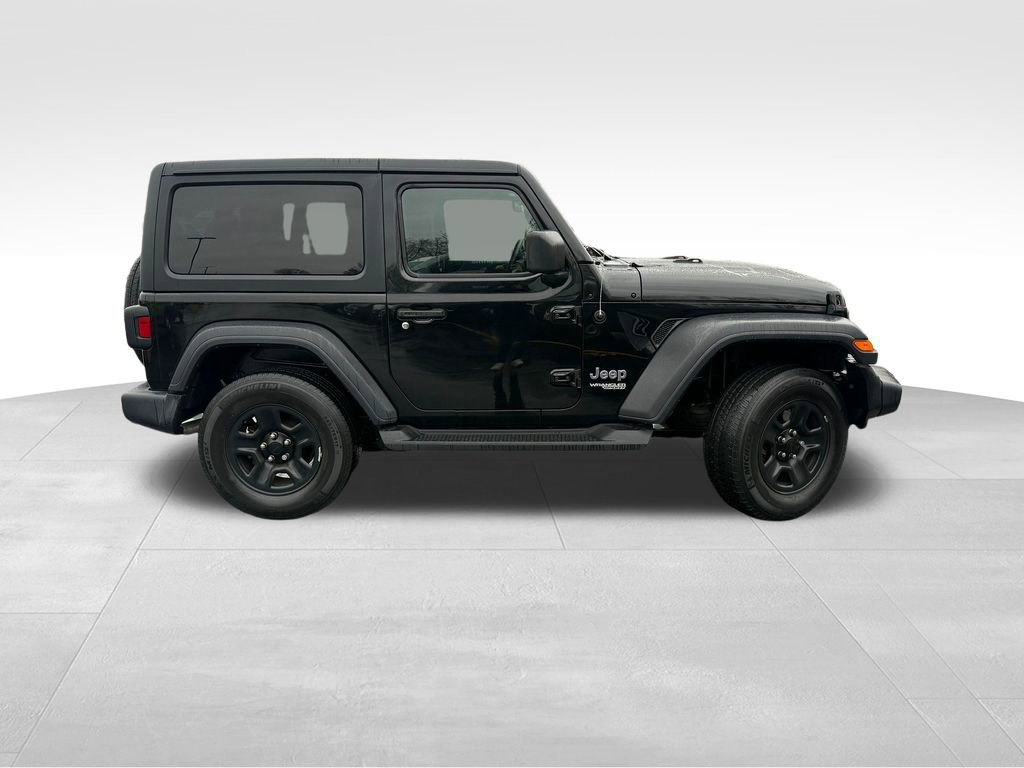 Used 2019 Jeep Wrangler Sport image 9