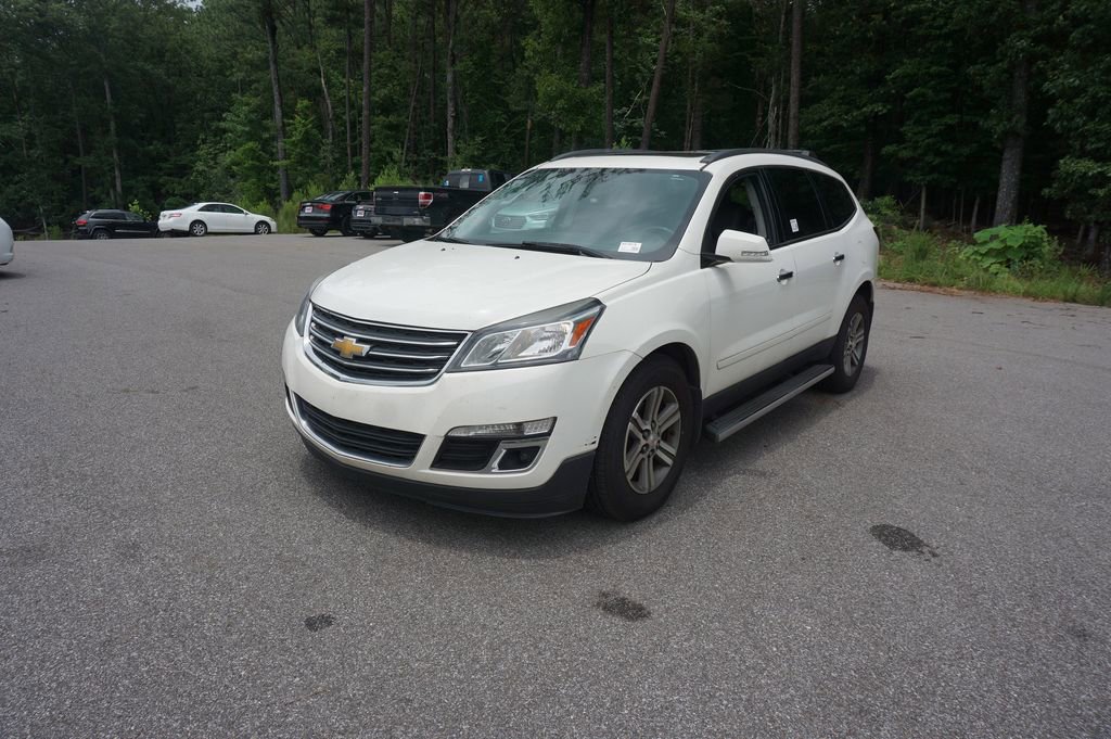 Used 2015 Chevrolet Traverse LT w/ LPO, 'HIT The Road' Package FWD image 26