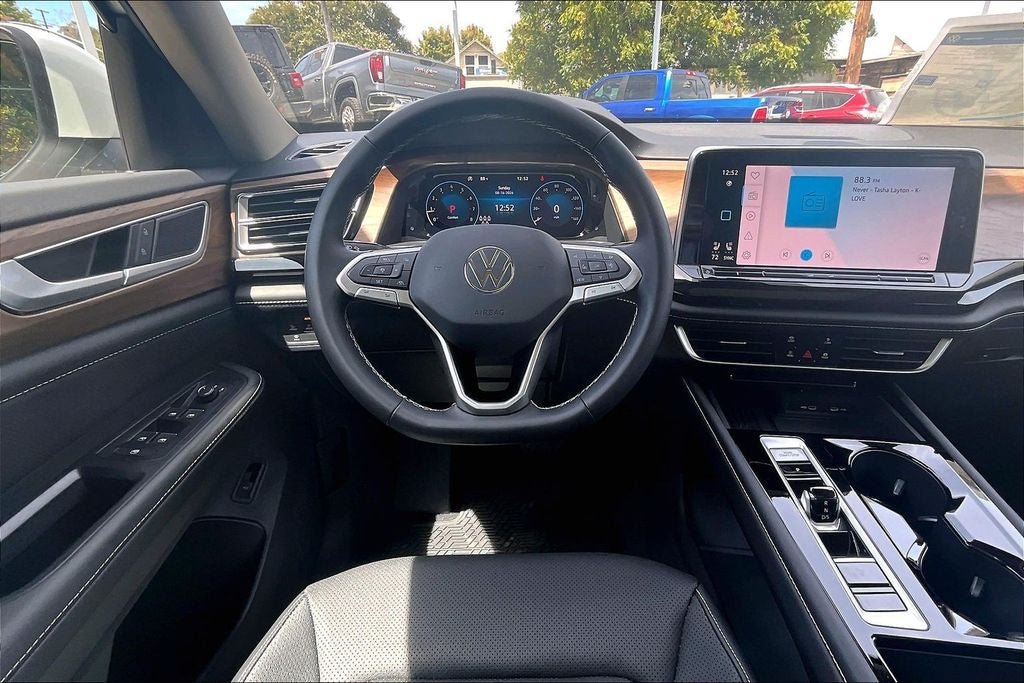 New 2026 Volkswagen Atlas SE AWD/4WD image 4