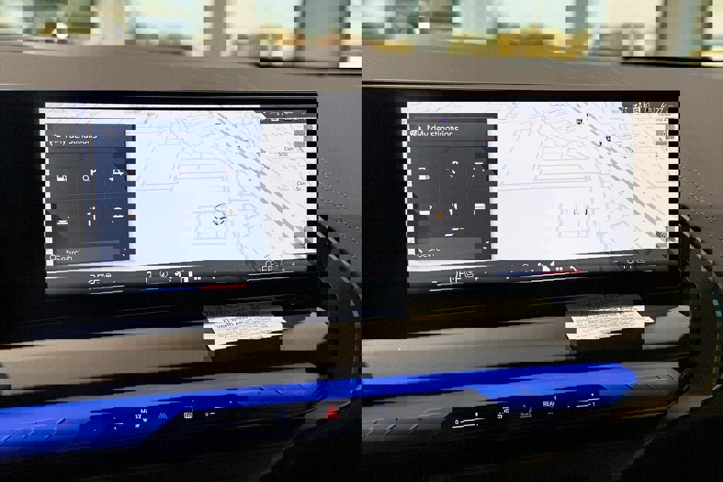 New 2026 BMW X3 xDrive30 w/ Convenience Package image 30