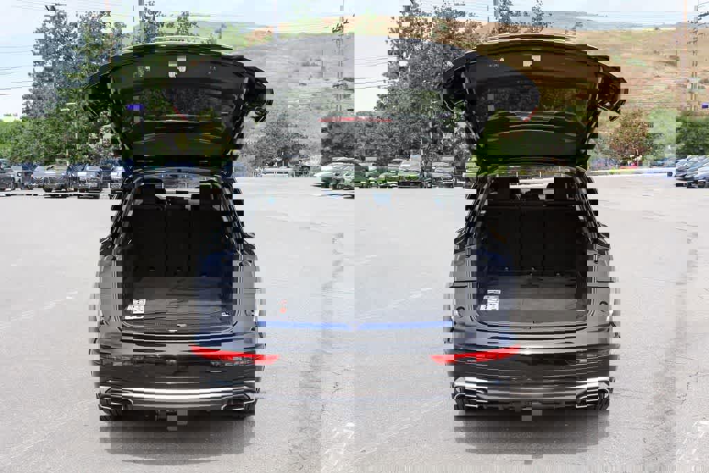 Used 2025 Audi Q5 e Premium Plus w/ Premium Plus Package image 26