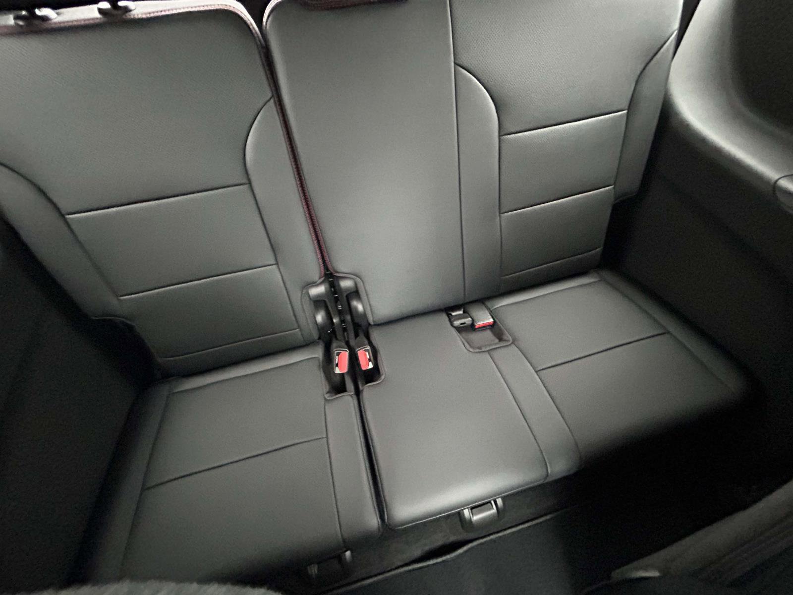 New 2026 Chevrolet Traverse RS image 16