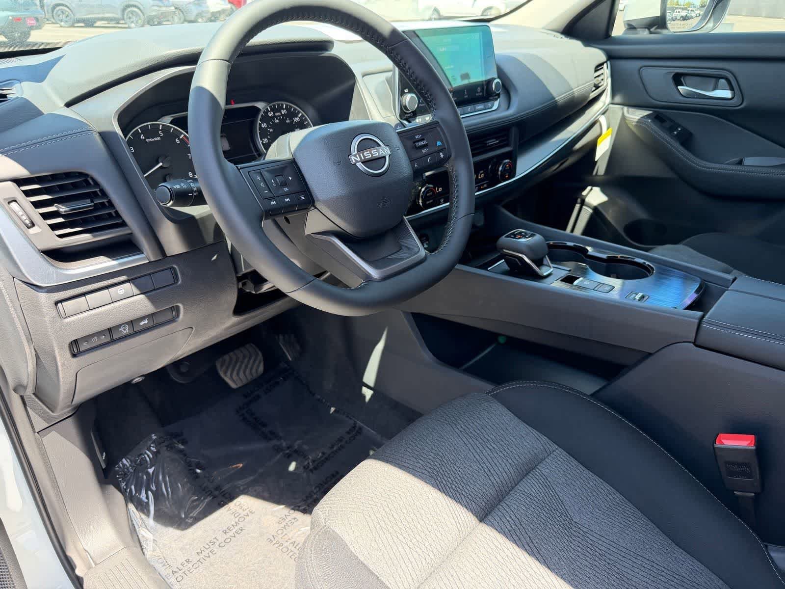 New 2026 Nissan Rogue SV FWD image 2