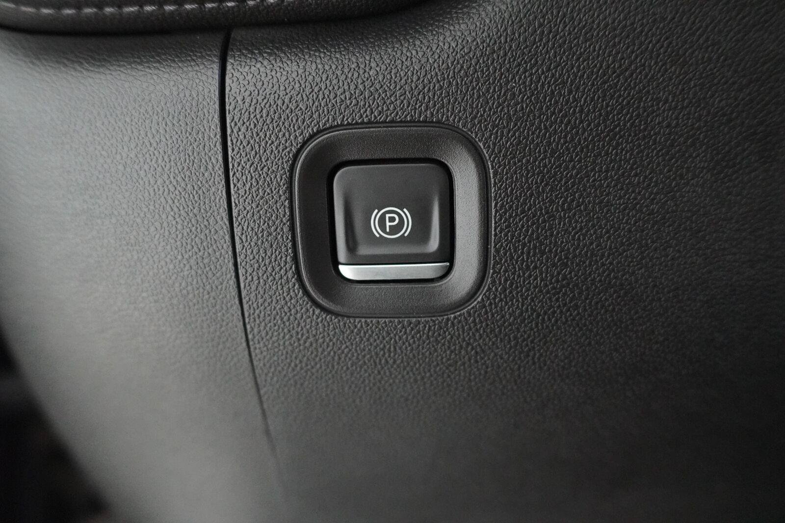 Used 2021 GMC Sierra 1500 Denali RWD image 14