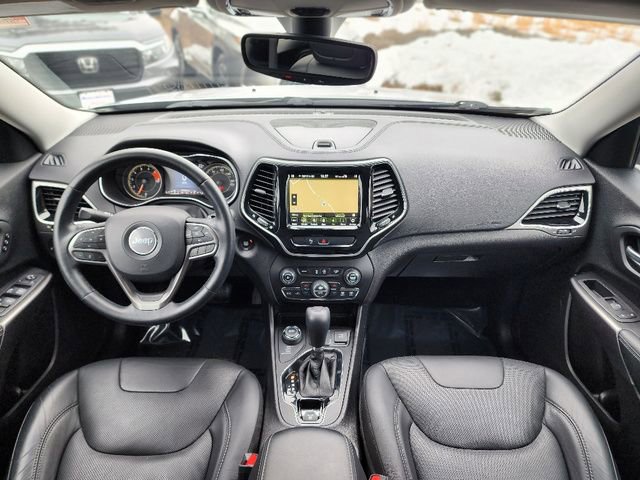 Used 2020 Jeep Cherokee Limited image 30