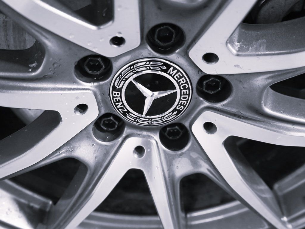 Certified 2022 Mercedes-Benz E 450 4MATIC Sedan image 8