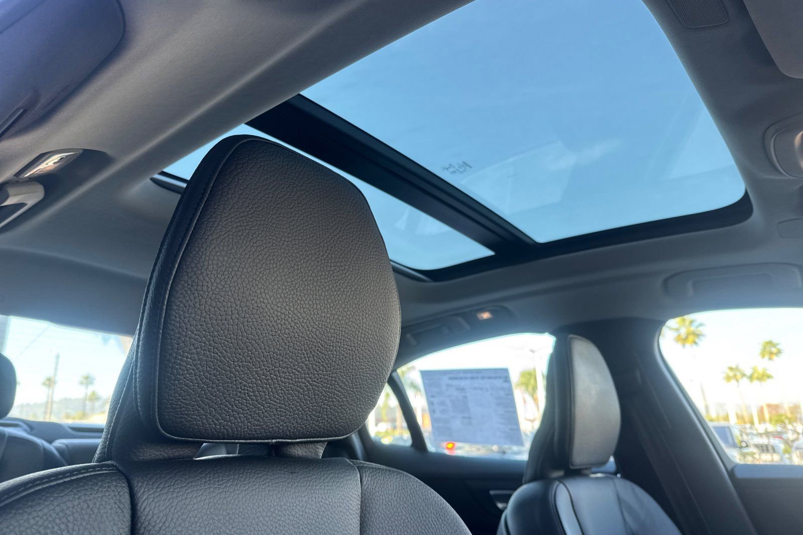 Used 2023 Volvo S60 T8 Plus w/ Climate Package image 17