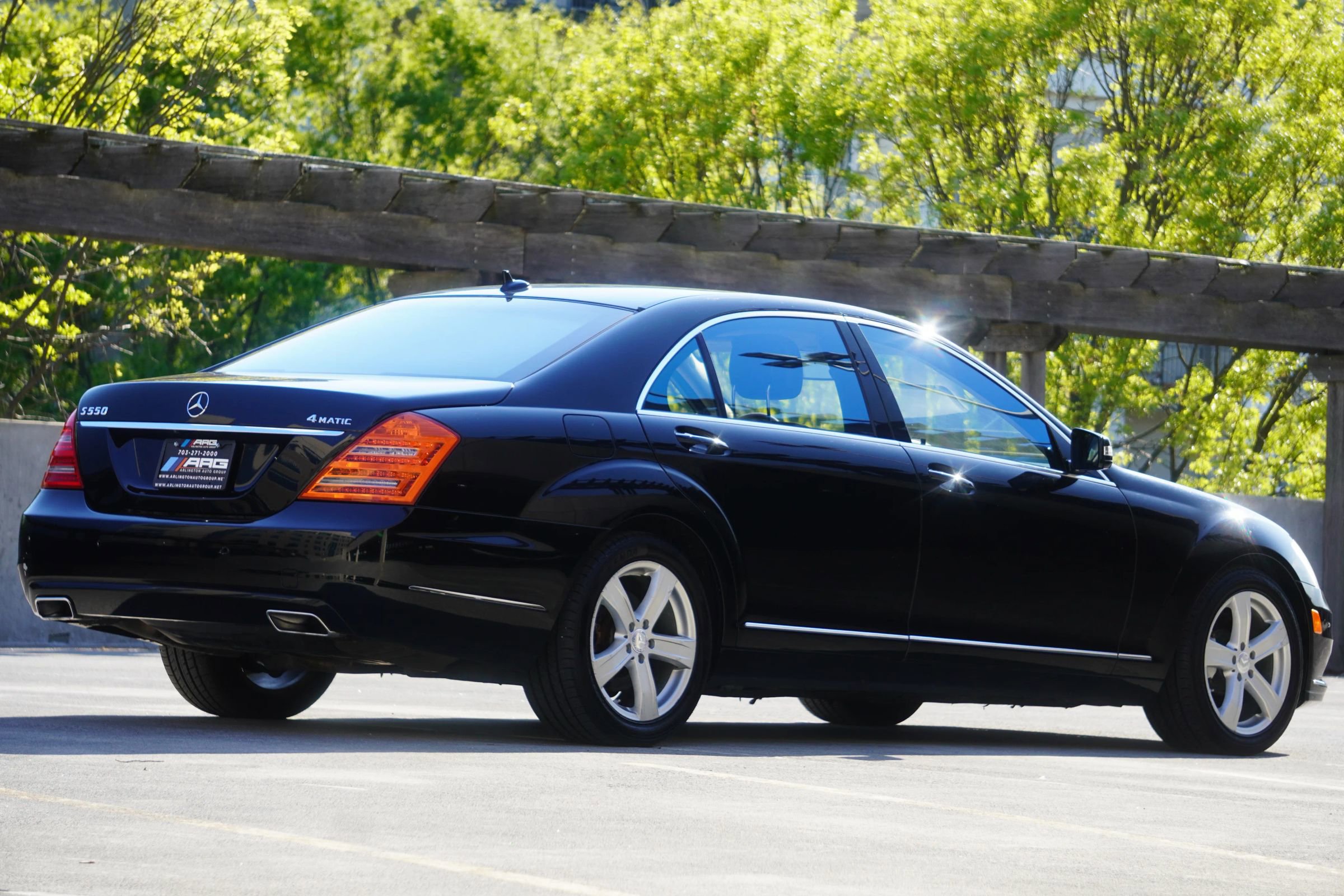 Used 2010 Mercedes-Benz S 550 4MATIC image 22