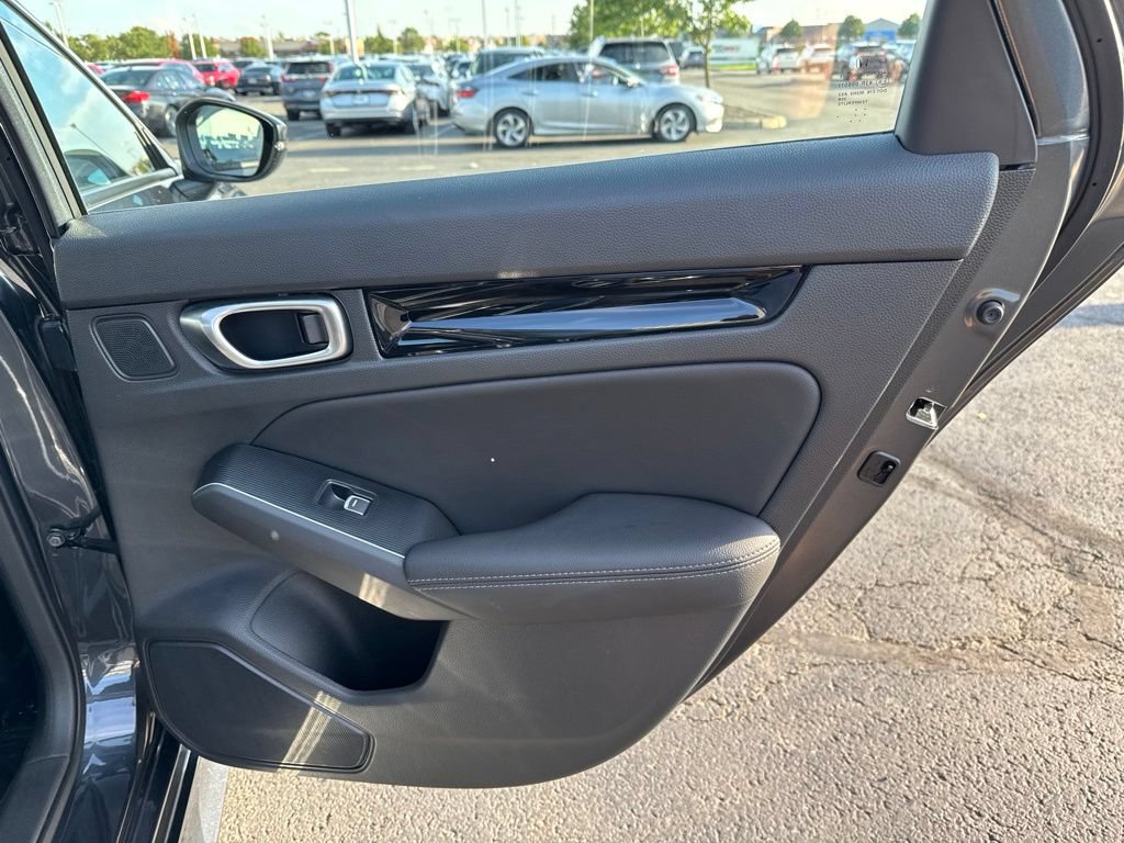 Used 2024 Honda Civic Touring image 39