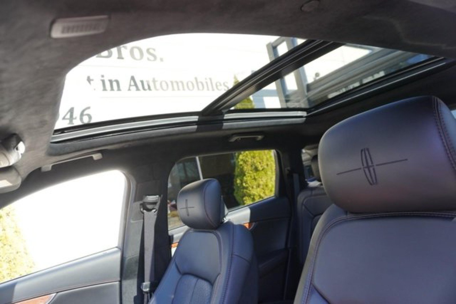 Used 2019 Lincoln Nautilus Black Label AWD/4WD image 16