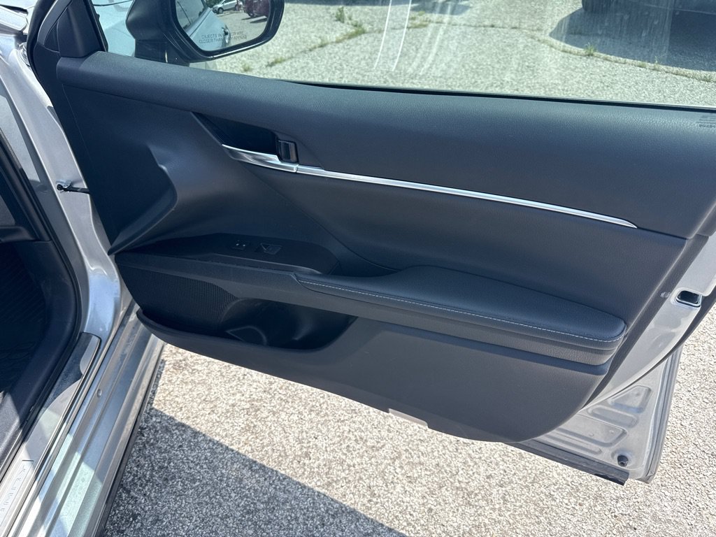 Used 2024 Toyota Camry XSE FWD image 20