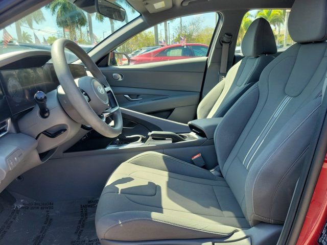 Certified 2024 Hyundai Elantra SEL FWD image 11
