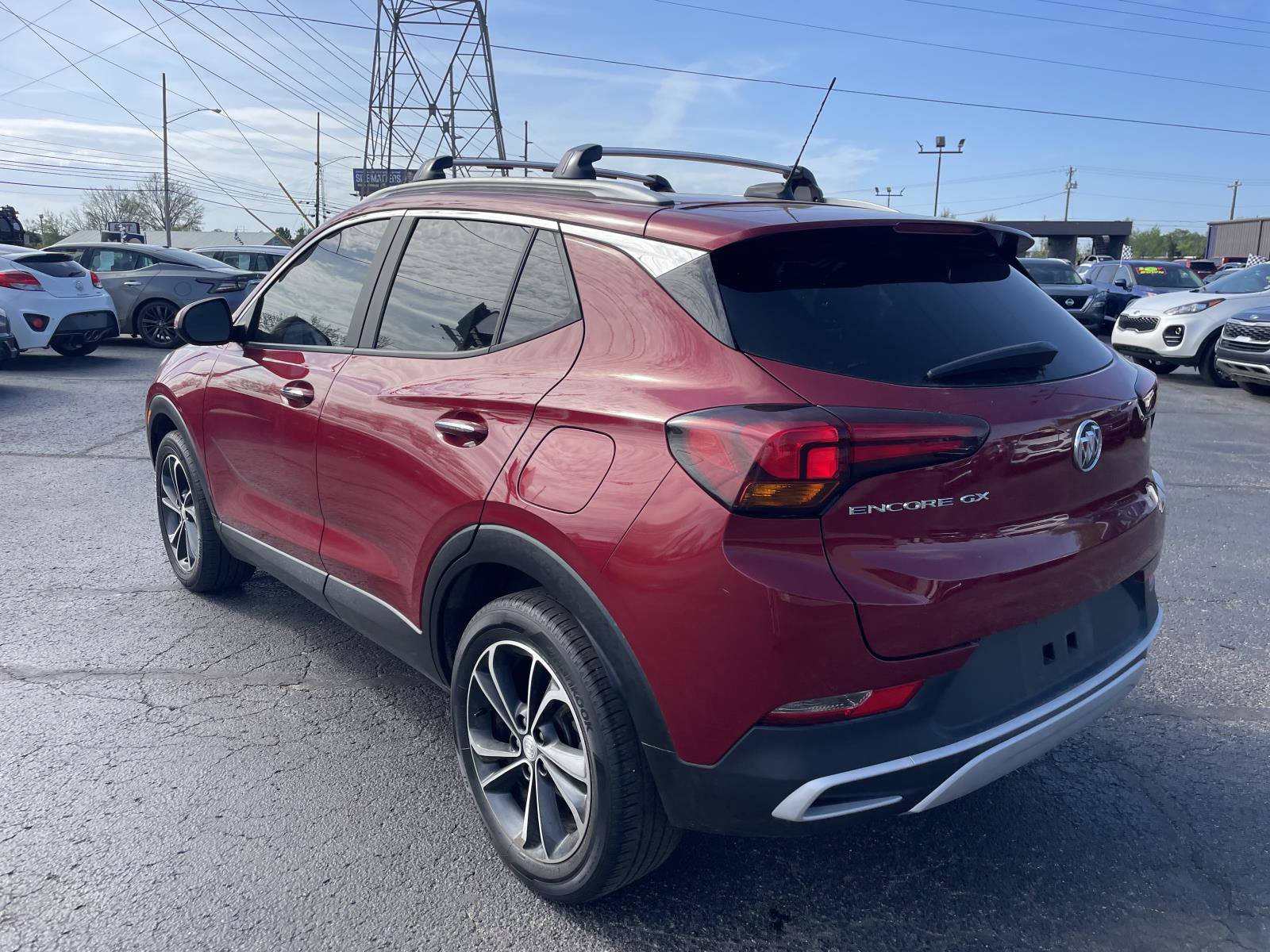 Used 2021 Buick Encore GX Select image 3