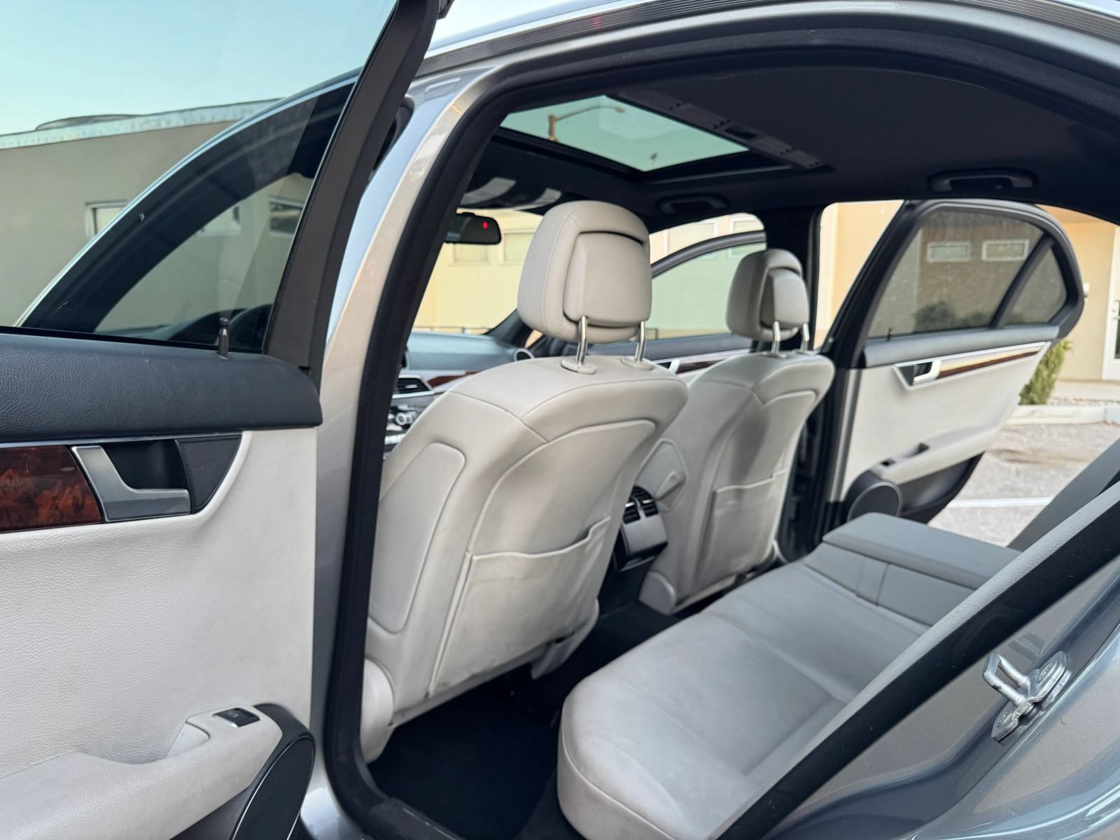 Used 2012 Mercedes-Benz C 250 Sedan image 10